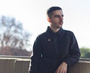 Jullian Gomes – Kinda Home, Kinda Not” Top 10 October 2020